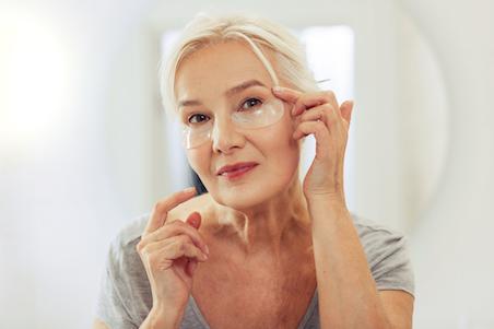 woman wearing under eye patches