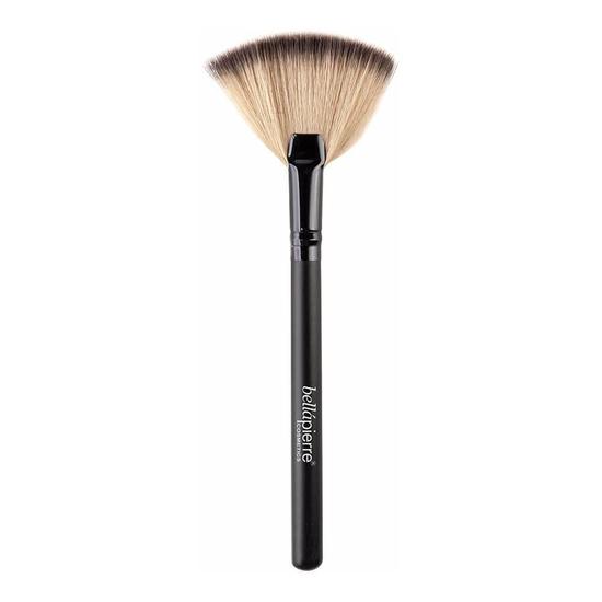 Bellápierre Cosmetics Fan Brush