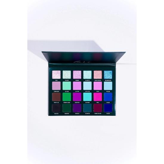 Blend Bunny Cosmetics Robert Welsh Divination Stackable Lashes