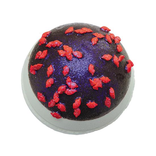 Bomb Cosmetics Chocolate Kisses Bath Blaster