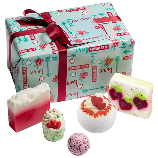 Bomb Cosmetics Gift Packs Be Mine