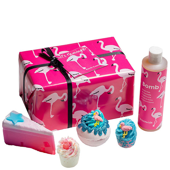 Bomb Cosmetics Gift Packs Lets Flamingle