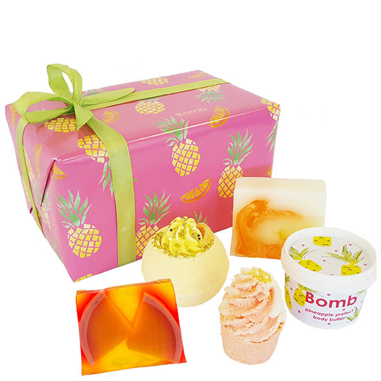 Bomb Cosmetics Gift Packs Totally Tropical