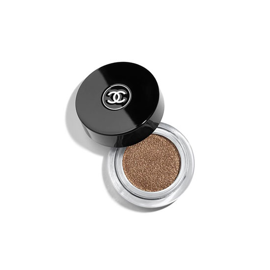 CHANEL Illusion D'Ombre Long Wear Luminous Eyeshadow