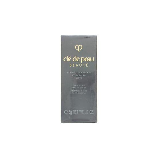 Clé de Peau Beauté Concealer SPF 25 Almond