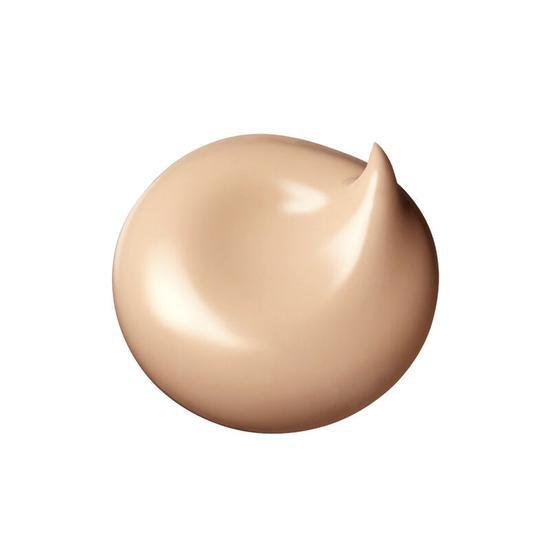 Clé de Peau Beauté The Foundation B10