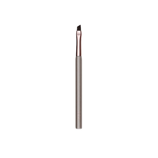 delilah Angled Liner Brush