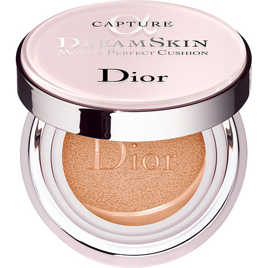 DIOR Capture Dreamskin Moist & Perfect Cushion SPF 50 010-Ivory