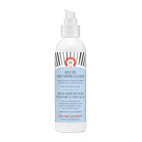 First Aid Beauty Milk Oil Conditioning Cleanser 147ml