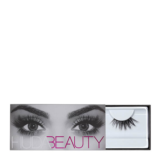 Huda Beauty Eazy Lash