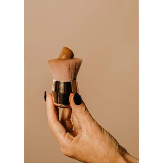 Lusso Tan Sunless Tanning Hand & Face Brush