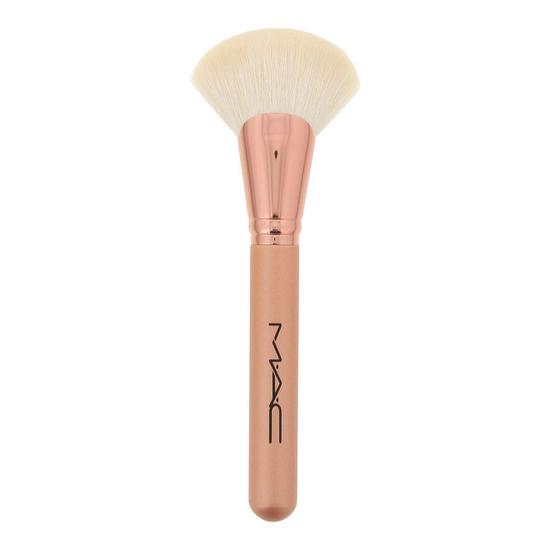 MAC Bronzer Fan Brush 143s