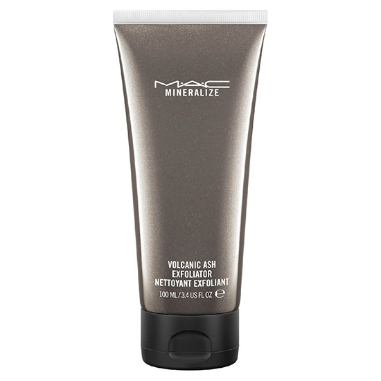 MAC Mineralize Volcanic Ash Exfoliator