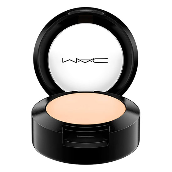 MAC Studio Finish SPF35 Concealer NC15