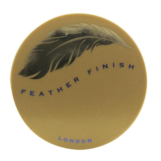 Mayfair Feather Finish Compact Powder With Mirror 05 Honey Beige 10g
