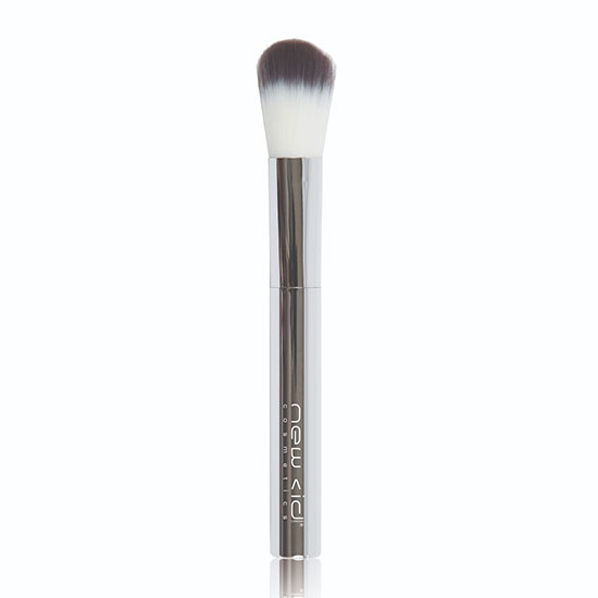 Chrome Blusher Brush