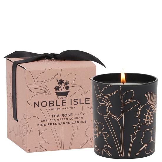 Noble Isle Limited Tea Rose Fine Fragrance Candle 200g