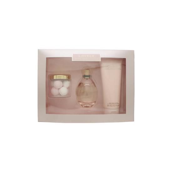Sarah Jessica Parker Lovely Gift Set 100ml Eau De Parfum + 200ml Body Lotion + 100g Bath Pearls