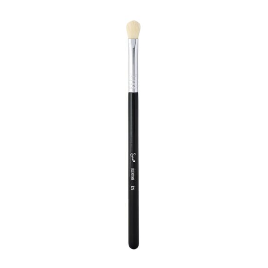 Sigma Beauty E25 Blending Brush