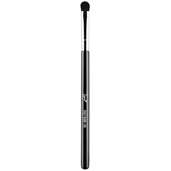 Sigma Beauty E32 Exact Blend Brush