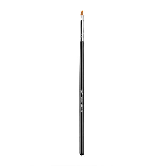 Sigma E06 - Winged Liner Brush