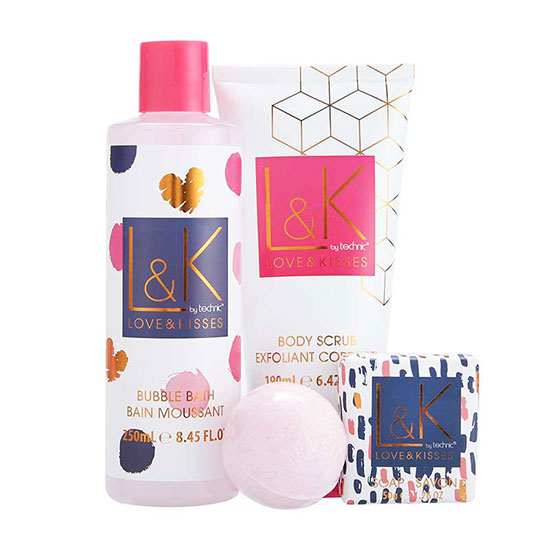 Technic Love & Kisses Girls Night In Gift Set