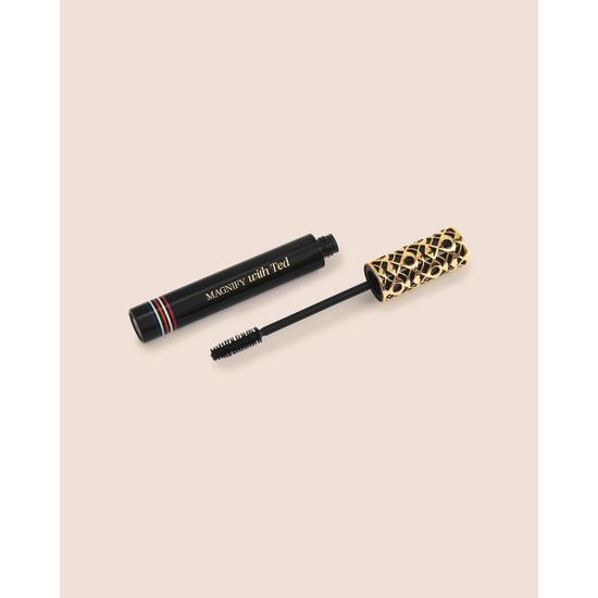 With Ted Cosmetics Fijii 3-in-1mascara
