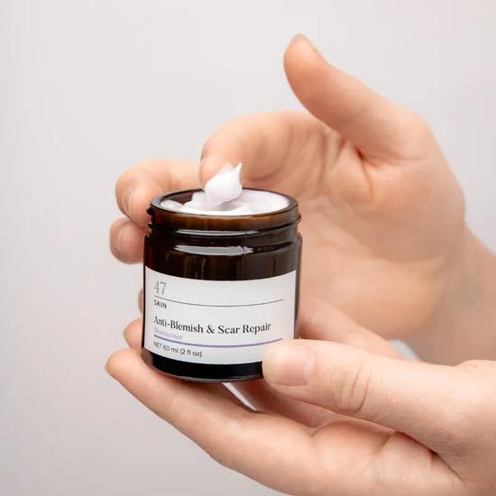 47 Skin Anti Blemish Scar Repair Moisturiser With Silver Chitoderm