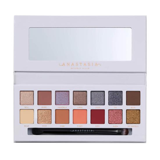 Anastasia Beverly Hills Carli Bybel Palette