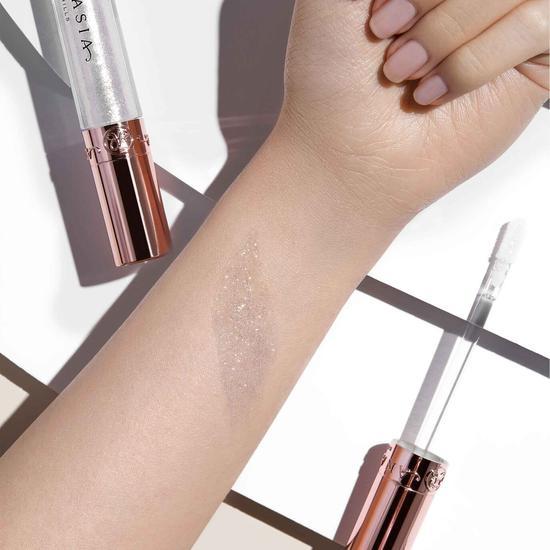 Anastasia Beverly Hills Honey Diamond Gloss Luminous lip gloss with a diamond-reflect finish