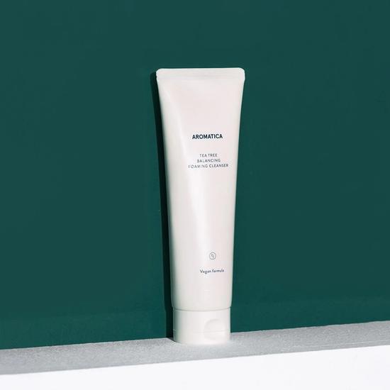 AROMATICA Tea Tree Balancing Foaming Cleanser 180ml