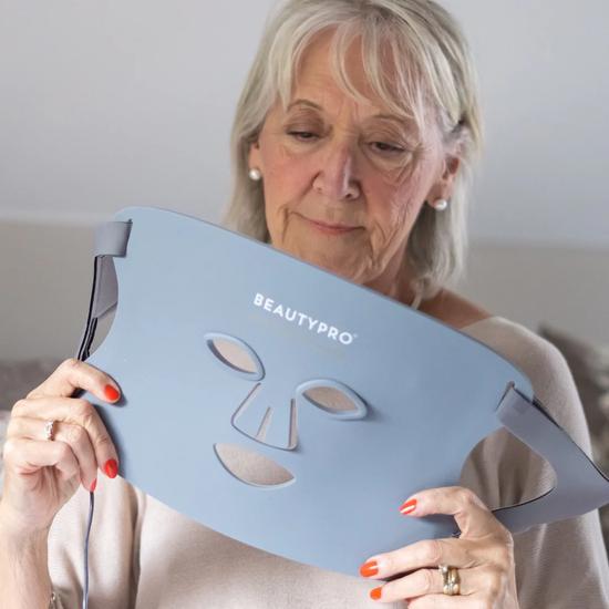 BeautyPro PHOTON LED Light Therapy Mask