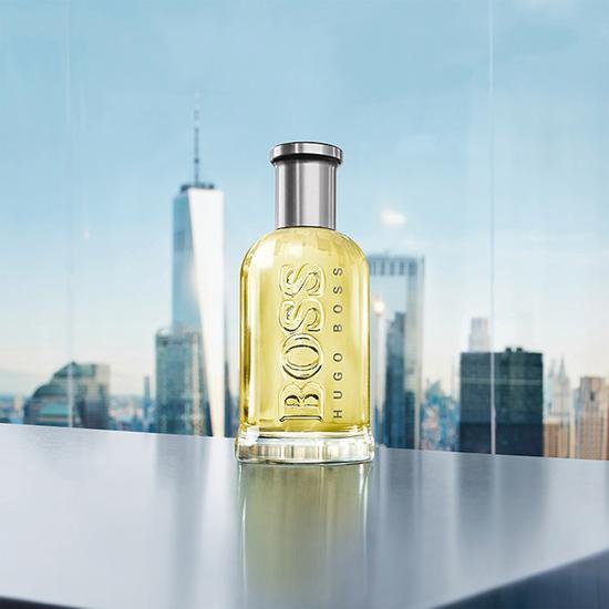 Boss Bottled Eau De Toilette Gift Set 50ml Eau De Toilette + 150ml Deodorant