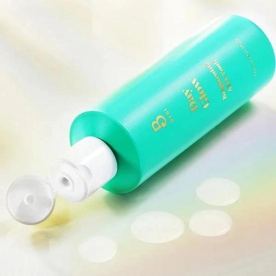 BYBI Beauty Day Glow Brightening AHA Tonic