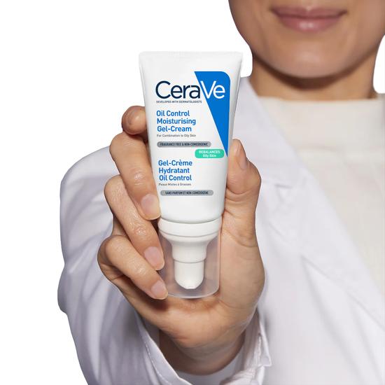 CeraVe Oil Control Gel-Cream Moisturiser With Oil Absorbing Technology & Ceramides For Combination & Oily Skin 52ml