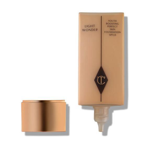 Charlotte Tilbury Light Wonder Foundation 1-Fair
