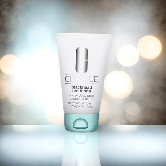 Clinique Blackhead Solutions 7 Day Deep Pore Cleanser & Scrub 125ml