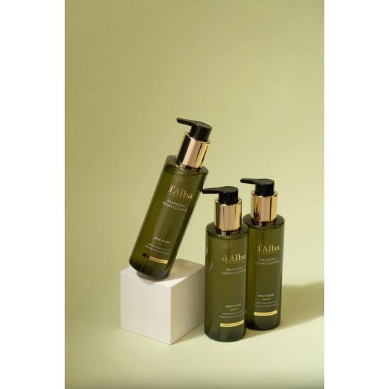 d'Alba Mild Skin Balancing Vegan Cleanser 200ml