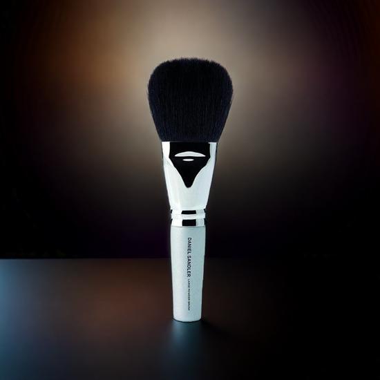 Daniel Sandler Powder Brush
