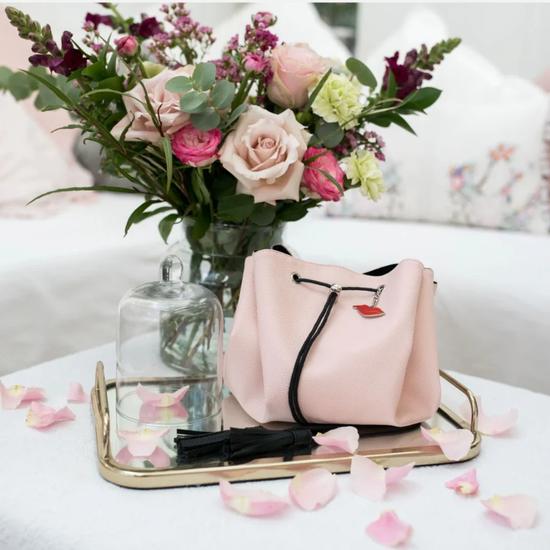 Donna May London Lay Flat Makeup Bag In Blush Pink