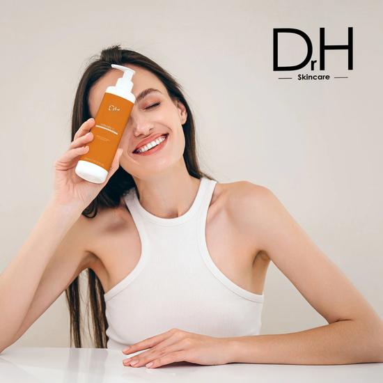 Dr H Vitamin C Anti-Ageing Cleanser 200ml