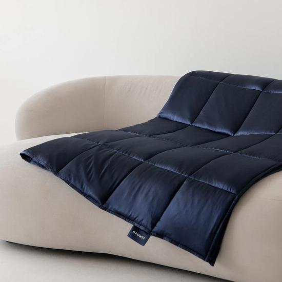 Drowsy Silk Weighted Blanket Midnight Blue