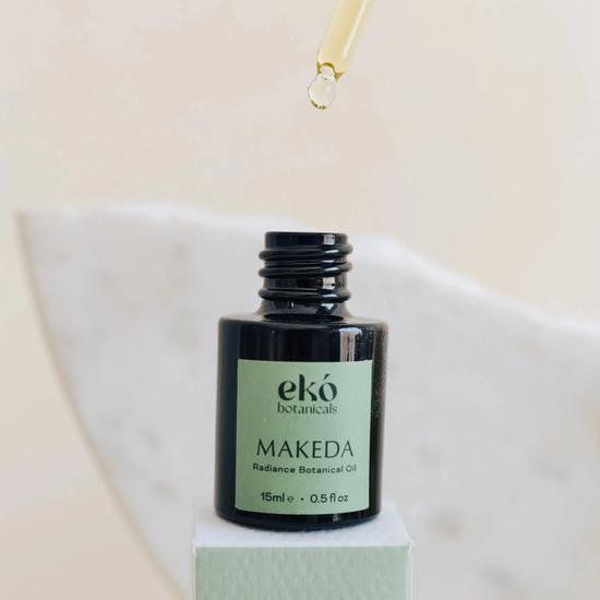 EKO BOTANICALS Radiance Ageless Botanical Oil MAKEDA 15ml