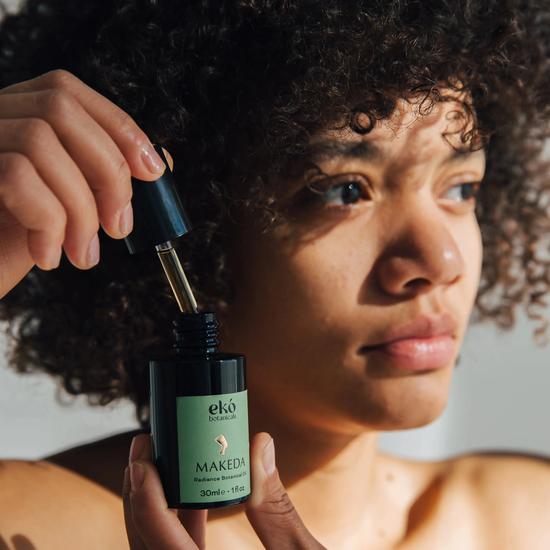 EKO BOTANICALS Radiance Ageless Botanical Oil MAKEDA 15ml