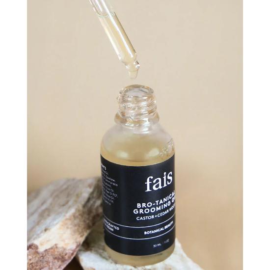 Fais Bro-tanical Scented Cedar + Rosewood Candle 154 g