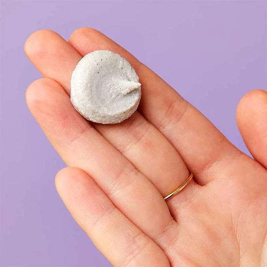 First Aid Beauty KP Bump Eraser Body Scrub With 10% AHA 283.5g