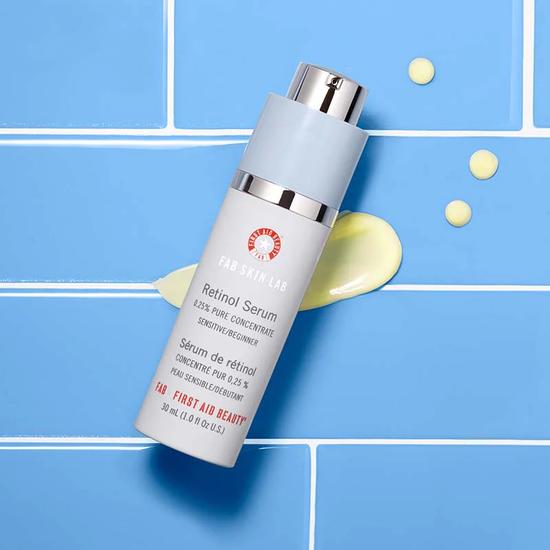 First Aid Beauty Skin Lab Retinol Serum 0.25% Pure Concentrate Sensitive/Beginner