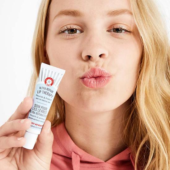 First Aid Beauty Ultra Repair Lip Therapy