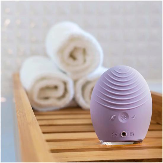 FOREO LUNA 4 Smart Facial Cleansing & Firming Device For Balanced Skin