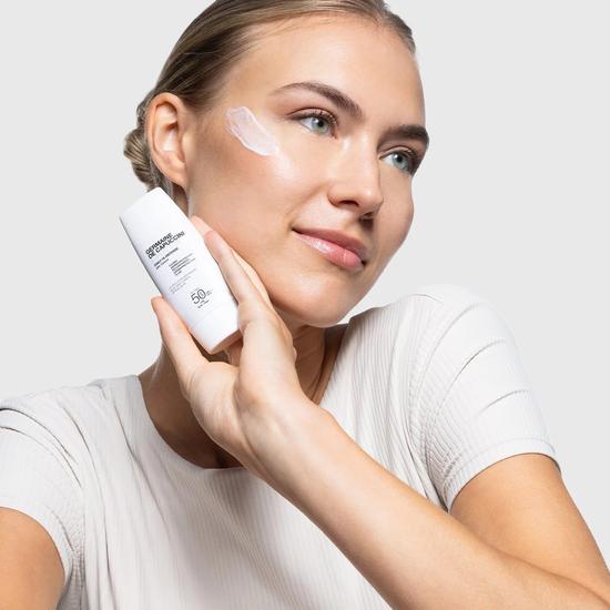 Germaine de Capuccini Expert Lab Daily Hi-Defence Dry Touch SPF 50 30ml